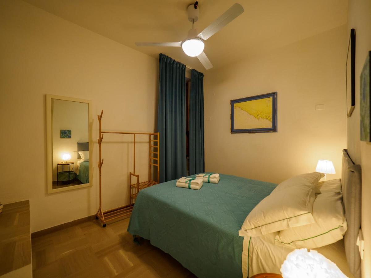 Casa Pina Quiet Apartment เวอนาซซา ภายนอก รูปภาพ